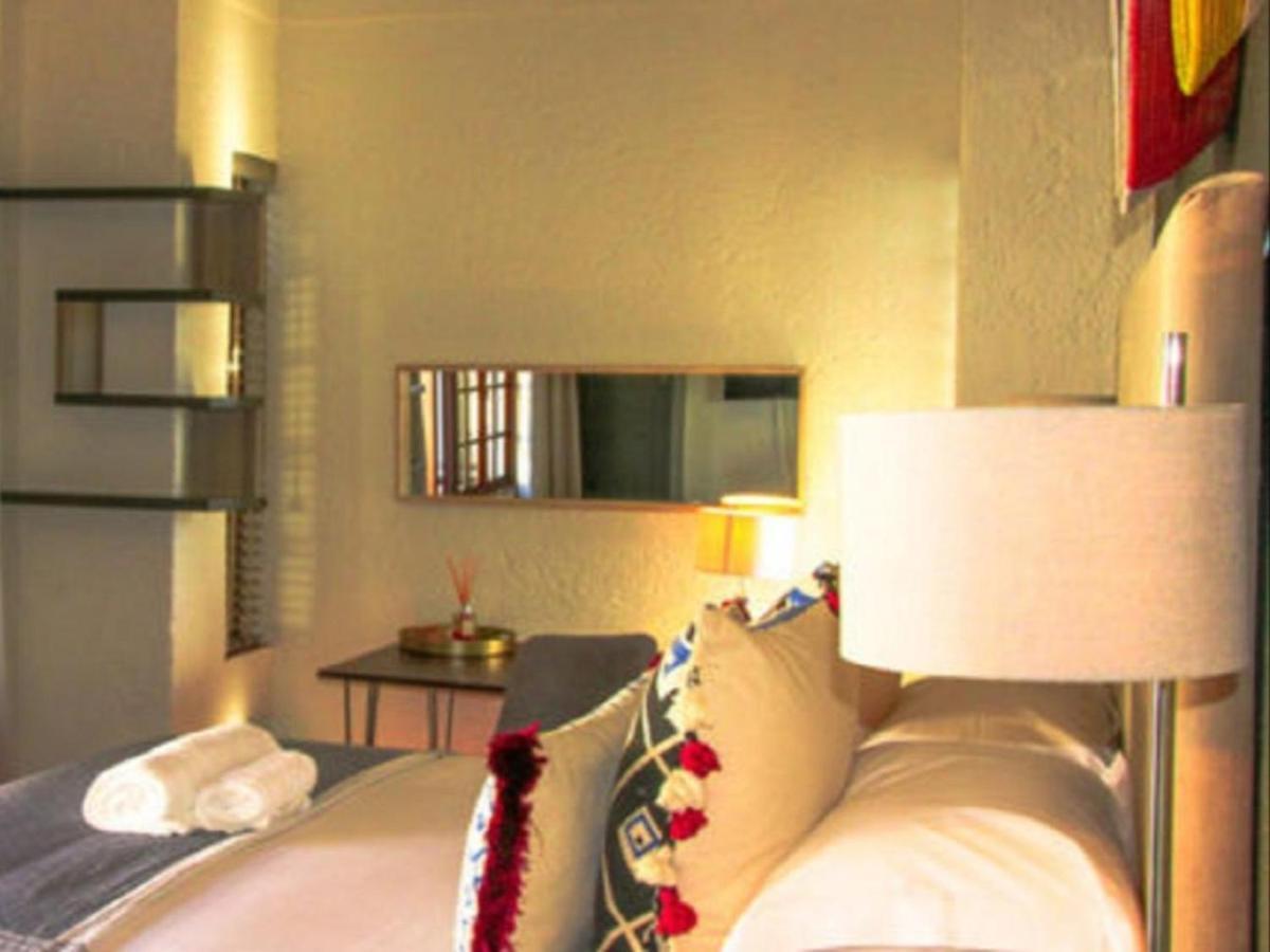 Chez Vincent Hotel Mbombela Exterior foto