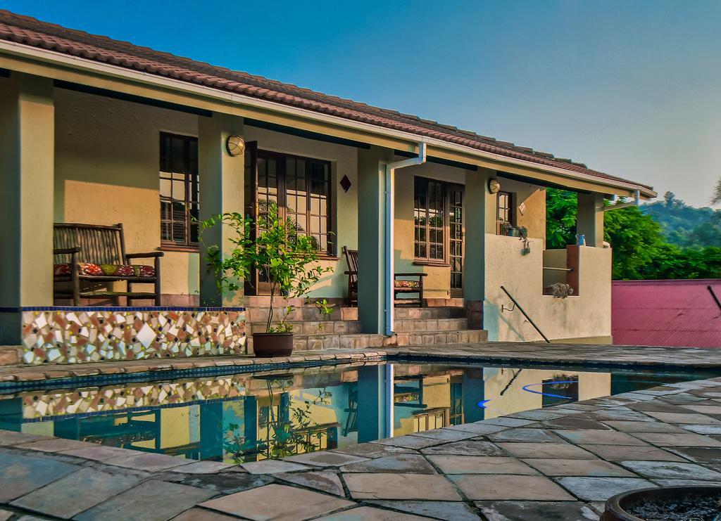 Chez Vincent Hotel Mbombela Exterior foto