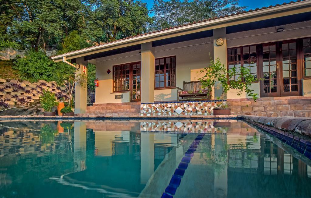 Chez Vincent Hotel Mbombela Exterior foto